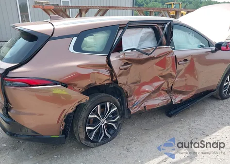 2025 Toyota Crown Signia Xle из США, поврежденный, VIN JTDACAAJ7S3006338